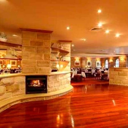The Hermitage Motel - Campbelltown Exterior photo